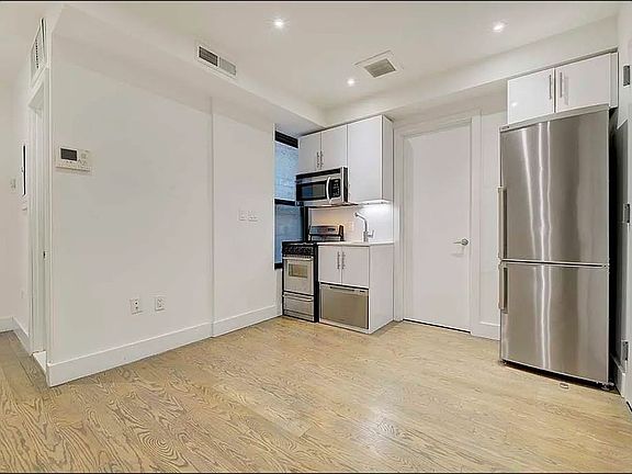 4th image of 75 Orchard St APT 9