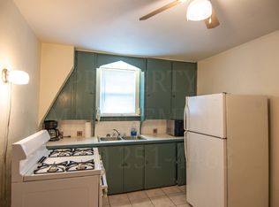 411 W 12th St APT 1, Coffeyville, KS 67337