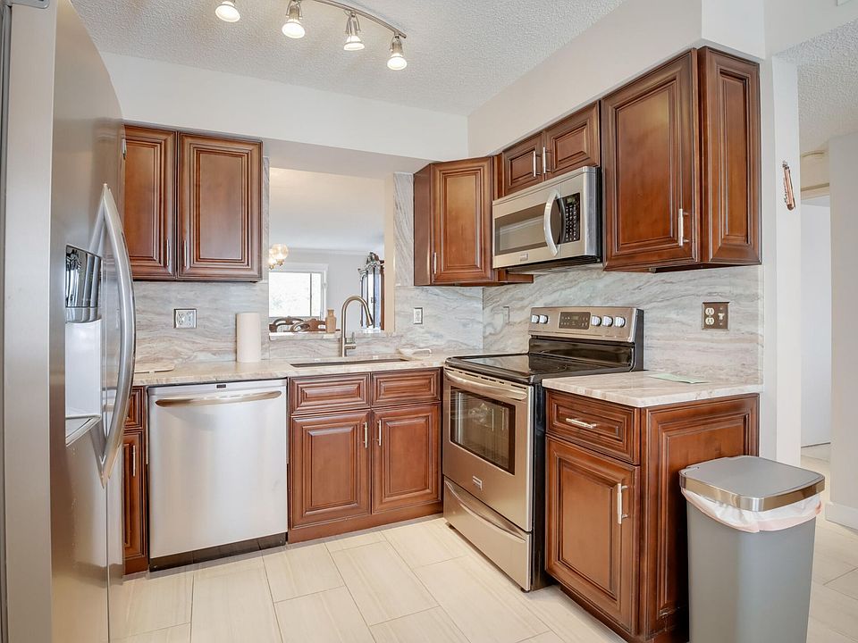 1st image of 7321 Amberly Ln APT 405