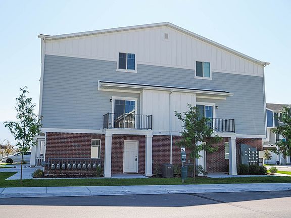 2nd image of 4223 W Scofield Park Ct #425