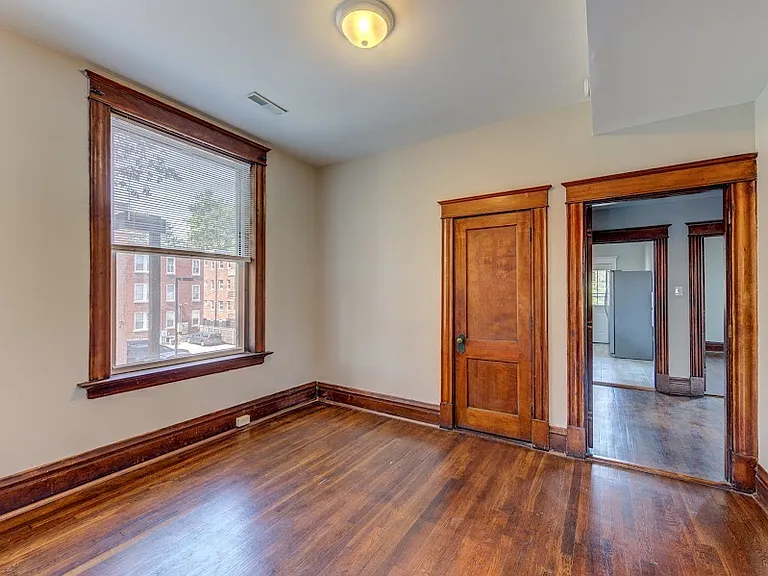 5779 Pershing Ave — Photo 24