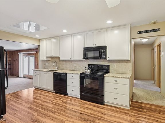4th image of 5755 Elm Hill Dr