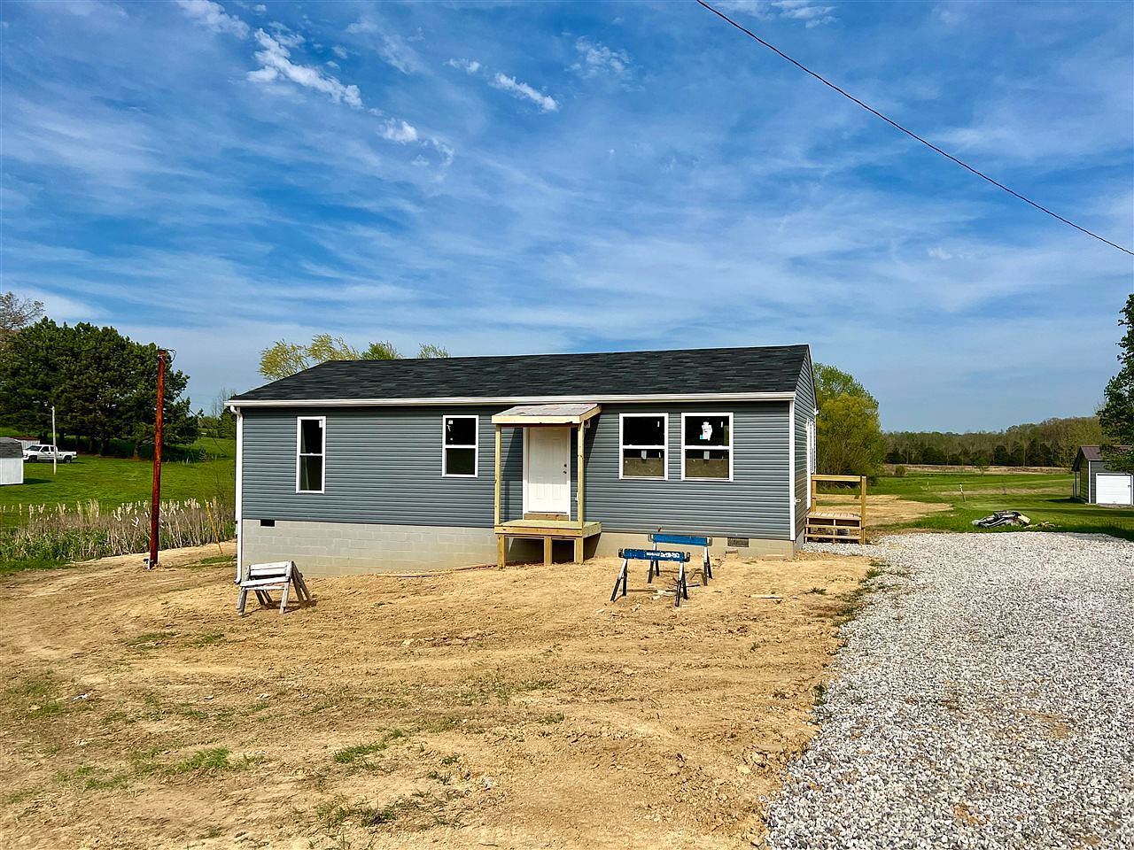 81 Andrew Cir, Roundhill, KY 42275 | Zillow