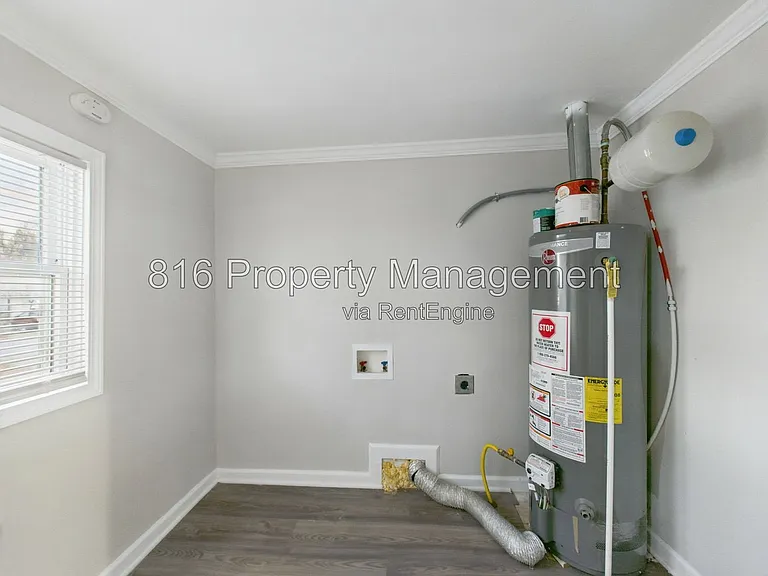 126 S Village Ter — Photo 25