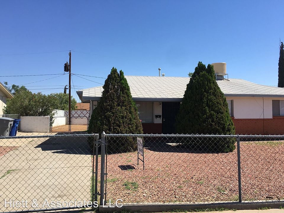1st image of 5025 Royal Dr
