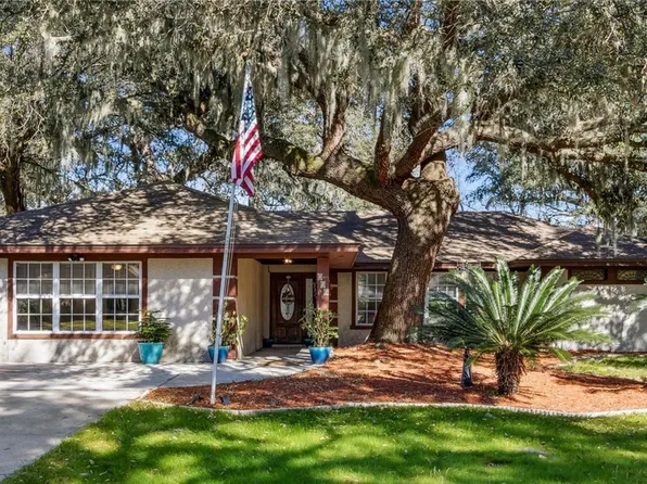 310 Cypress Ln, Saint Marys, GA 31558