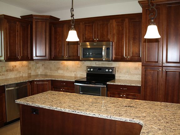 5th image of 2926 SE Cates Cir