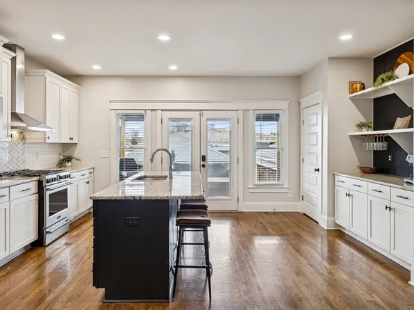 952 9th Ave S, Nashville, TN 37203