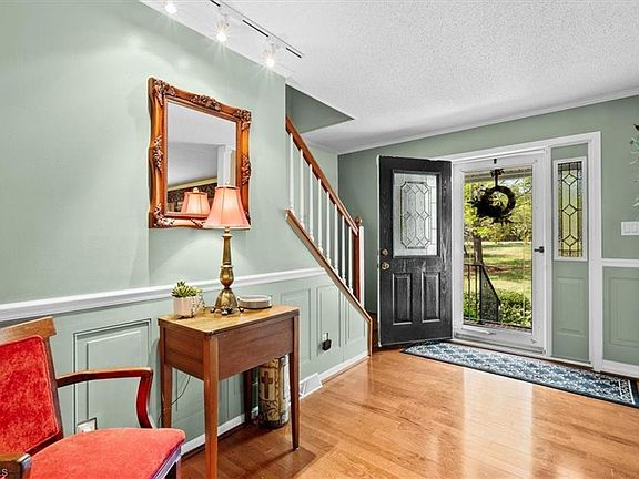 4th image of 9825 Cherry Grove Rd