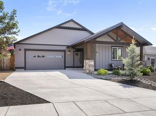 4176 SW Umatilla Ave, Redmond, OR 97756