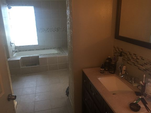 3rd image of 3360 E 149th St