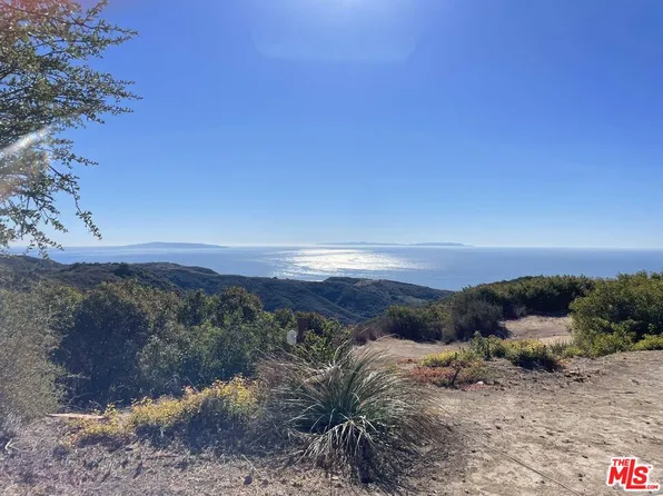 2195 E Little Las Flores Rd, Topanga, CA 90290