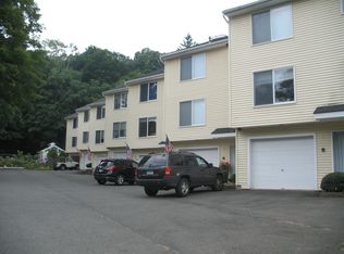 20 South St APT 3, Bethel, CT 06801