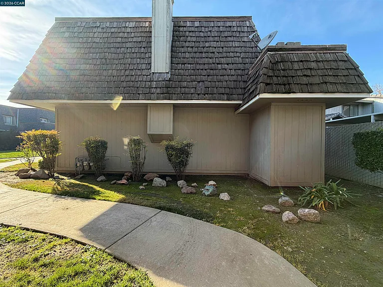 1648 W North Bear Creek Dr — Photo 25
