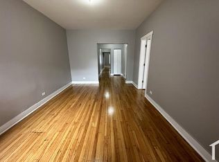 6907 S Prairie Ave, Chicago, IL 60637