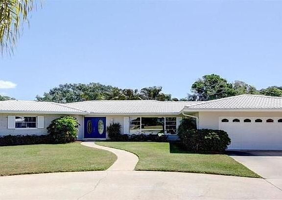2nd image of 1891 Dolphin Dr