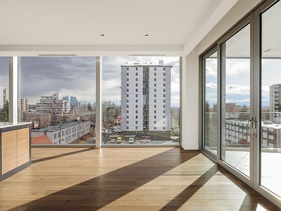 2nd image of 888 N Logan St #200