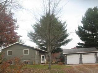 7880 Leverett Rd, Roscommon, MI 48653