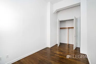 Rented by (Legacy) Elegran