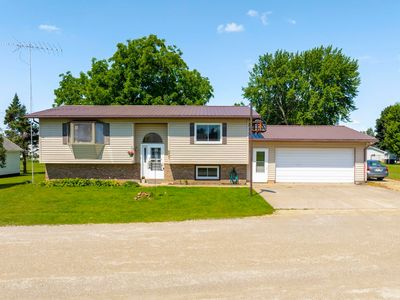 501 Water St, Sumner, IA, 50674