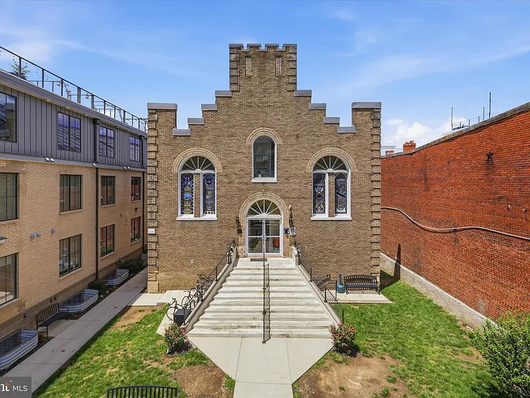 625 Park Rd NW #108 — Photo 2
