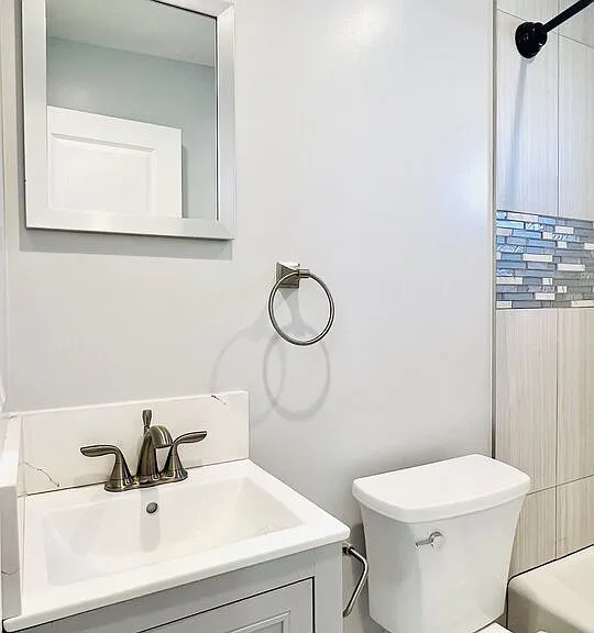 1056 Winchester Ave #B — Photo 24