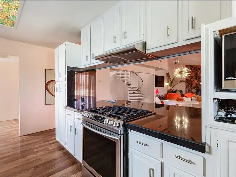 7731 Arrowhead Dr — Photo 9