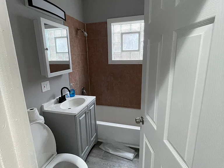 7315 S Greenwood Ave — Photo 6