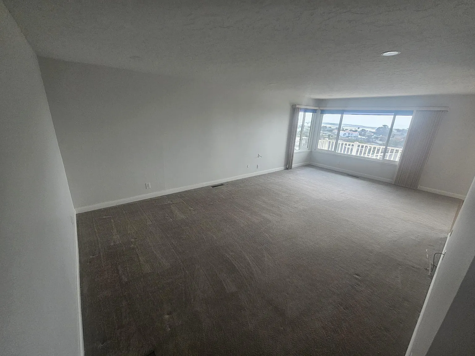 4 bed, 1780 sqft, $3,900 — Photo 4