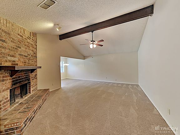 3rd image of 404 Greenway Dr
