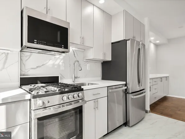 4200 Cathedral Ave NW APT 1117, Washington, DC 20016