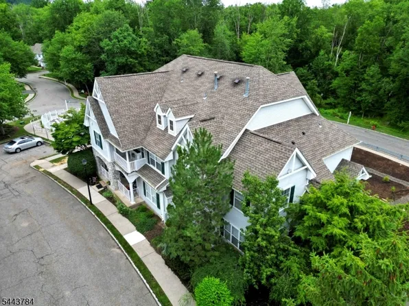 100 Chatfield Drive, Pequannock Twp., NJ 07444