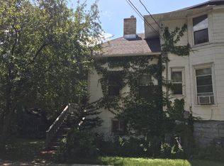 1051 E Johnson St APT 2, Madison, WI 53703