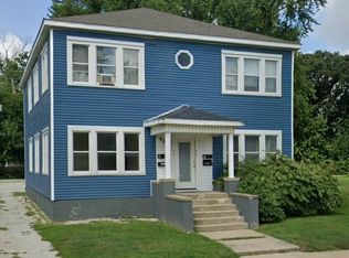 831 N 9th St, Springfield, IL 62702