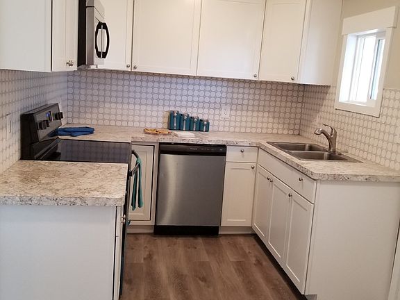 4th image of 671 E 14th St
