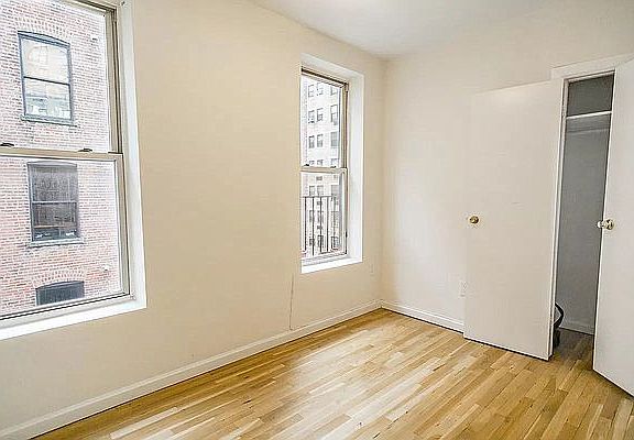 4th image of 328 W 96th St APT 5A