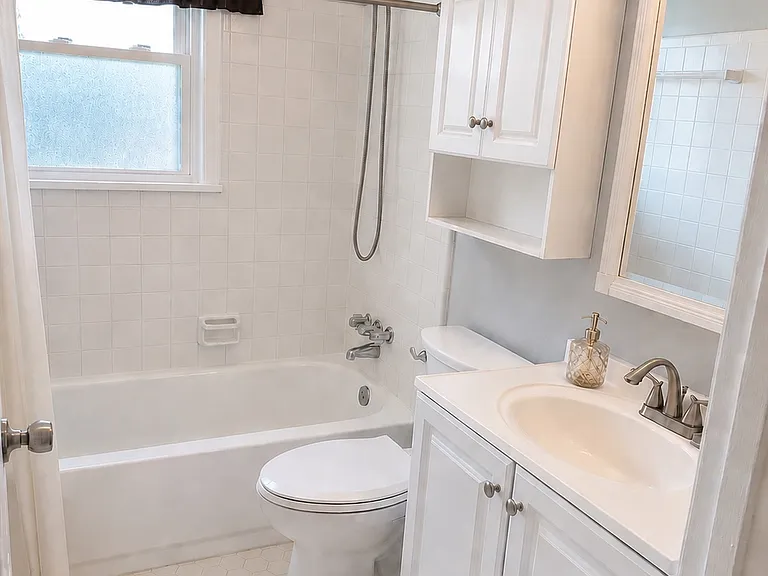 9416 Plumwood Rd — Photo 7