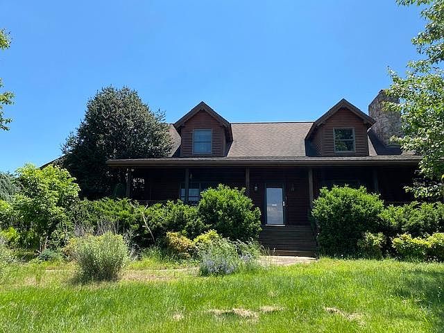 1st image of 82 Long Glade Ln