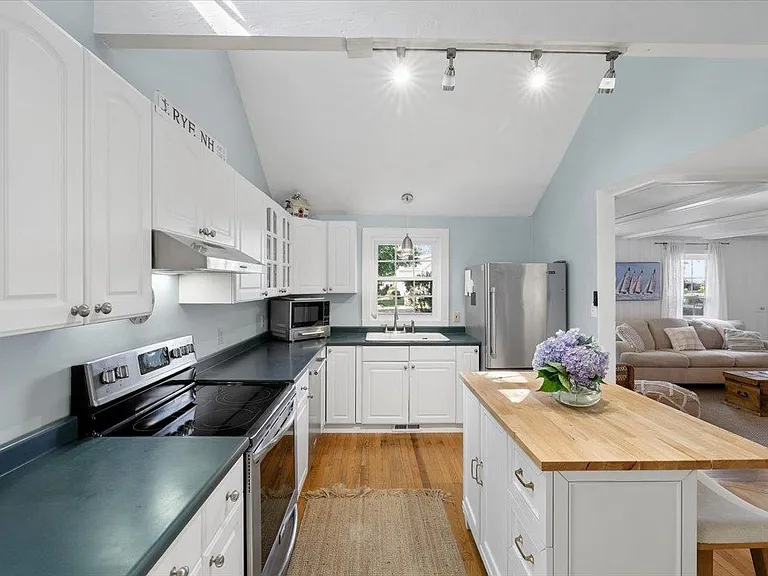 31 Perkins Rd — Photo 12