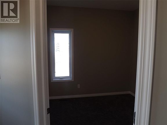 5th image of 5638 Campling Ave