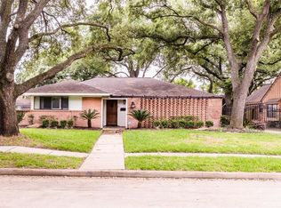 3535 Woodvalley Dr, Houston, TX 77025