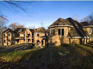 1 Northface, Sloatsburg, NY 10974