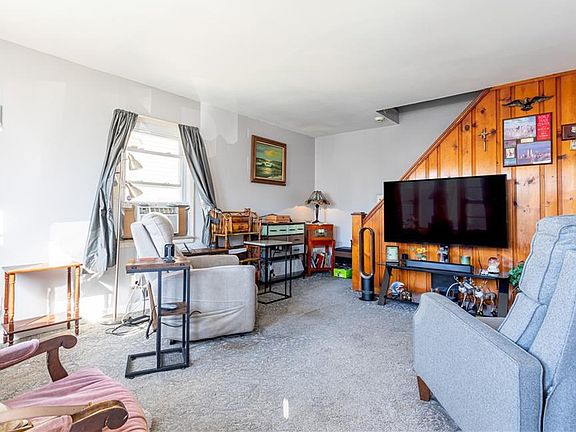 4th image of 257 Mountainview Ave