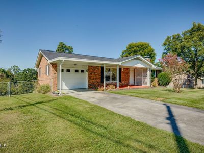 907 Ithaca St, Mt Carmel, TN, 37645
