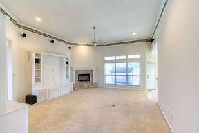 3rd image of 3240 Innsbruck Cir
