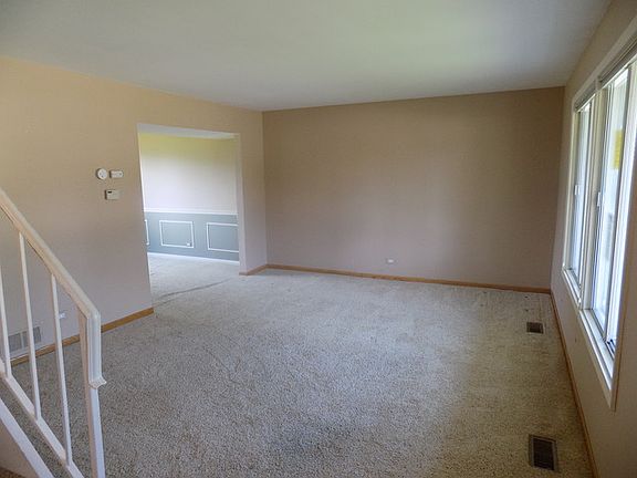 3rd image of 995 Brower Dr