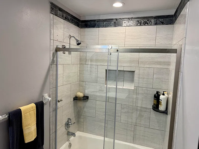 4768 Hemlock Cir — Photo 22