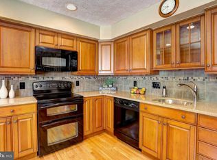 7885 Twin Ridge Dr, Glen Burnie, MD 21061