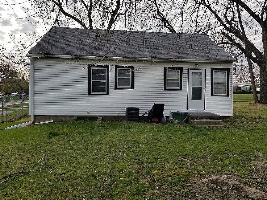 2nd image of 1914 16th St