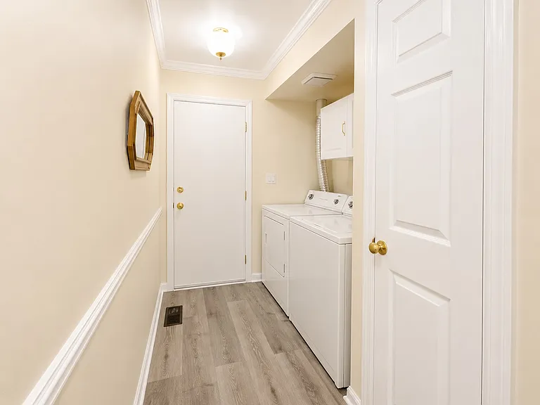 28 Aberdeen Dr — Photo 13